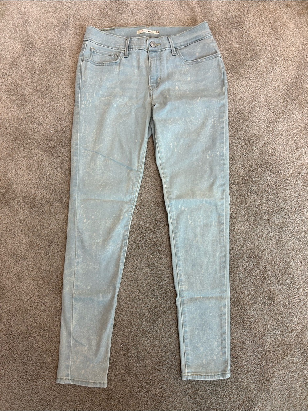 Levi’s Women’s 710 Super Skinny Light Blue Skinny Jeans Sz 30 paint splatter